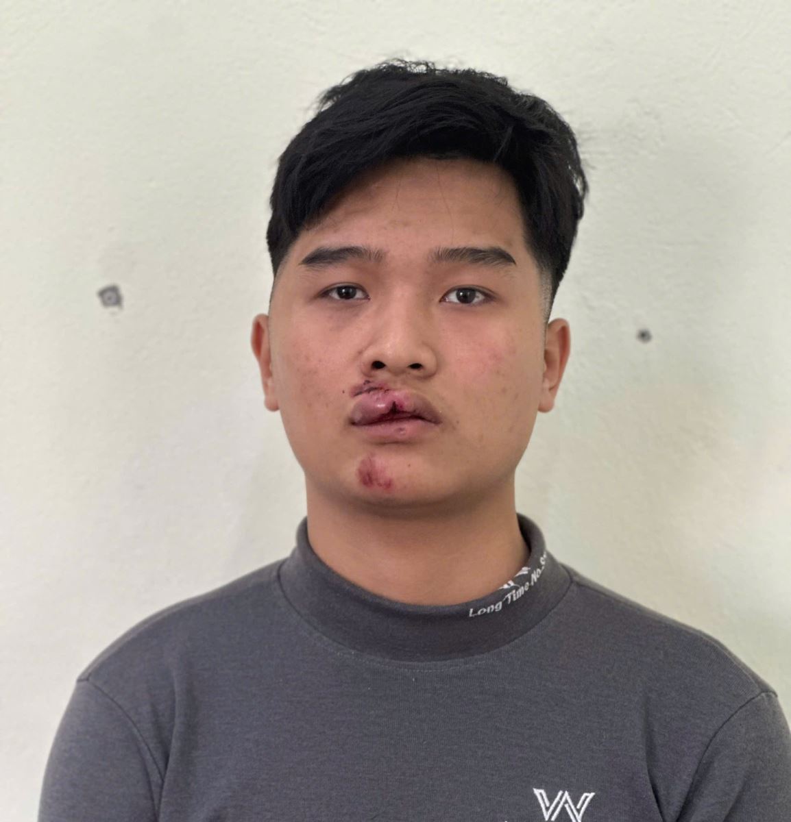 Hưng Yên: Khởi tố thanh niên thông chốt nồng độ cồn, tông trực diện đại úy CSGT