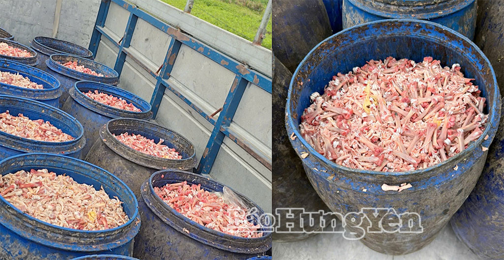 Phát hiện hơn 1,6 tấn xương chân gà bốc mùi hôi thối