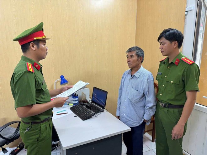 Mâu thuẫn khi thanh toán tiền nhậu, 2 người ở Hưng Yên cùng bị khởi tố